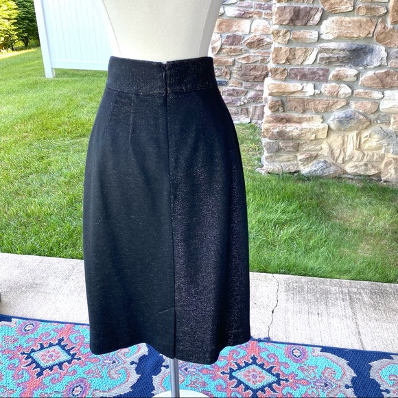 PARA Skirt - Picture 8 of 13